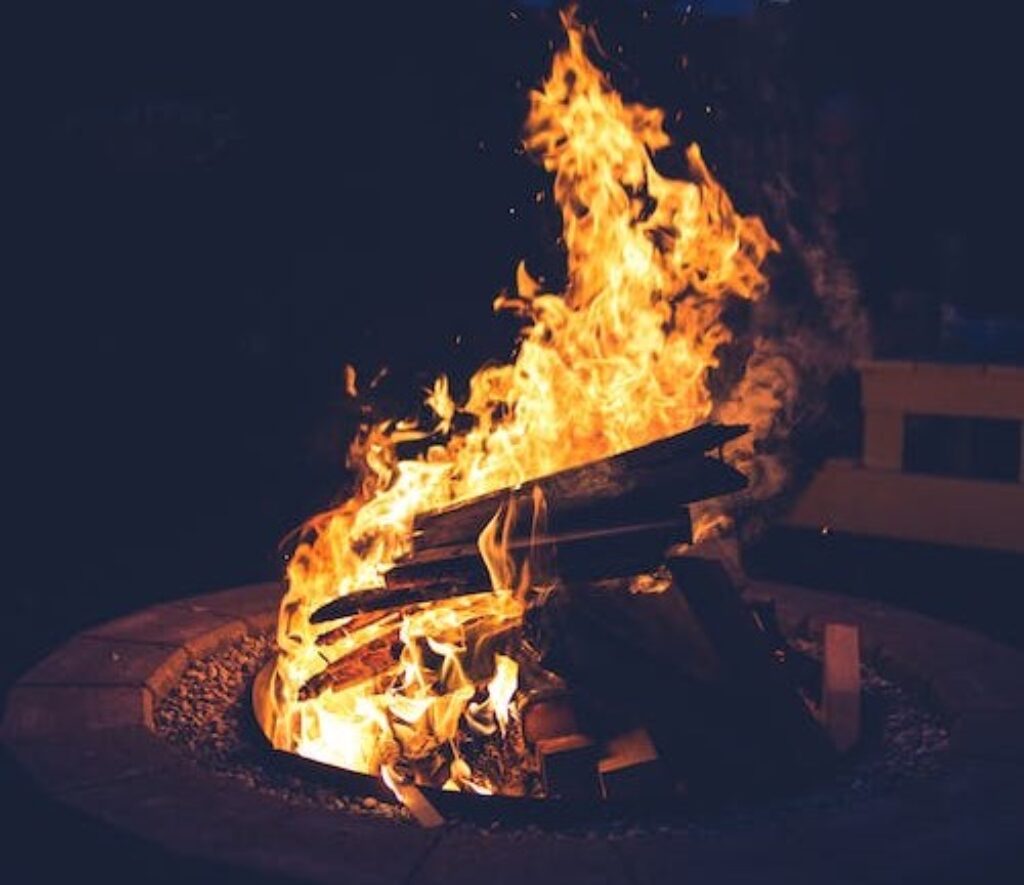 Burning Smokesless Fire Pit